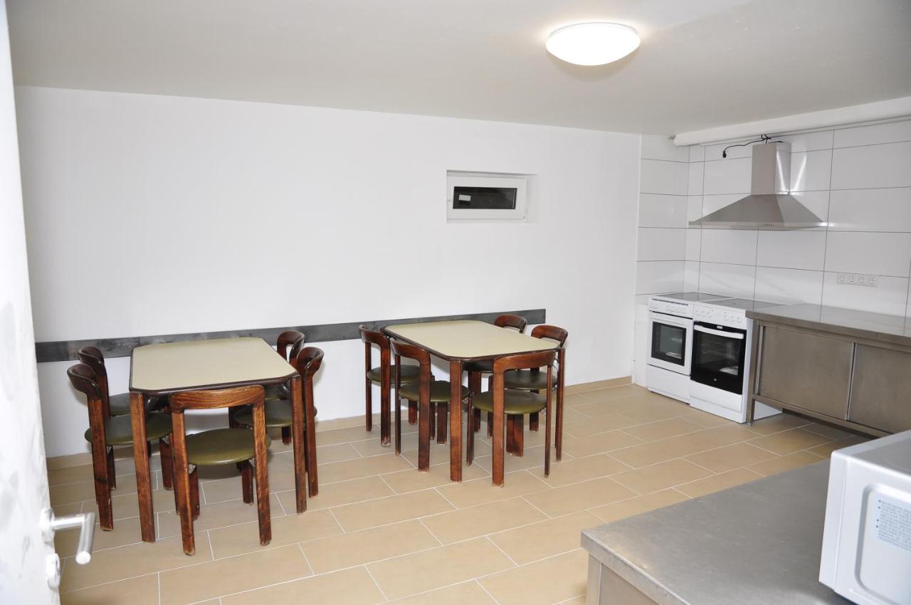 Weisenau Plaza Hostel Μάιντς Εξωτερικό φωτογραφία