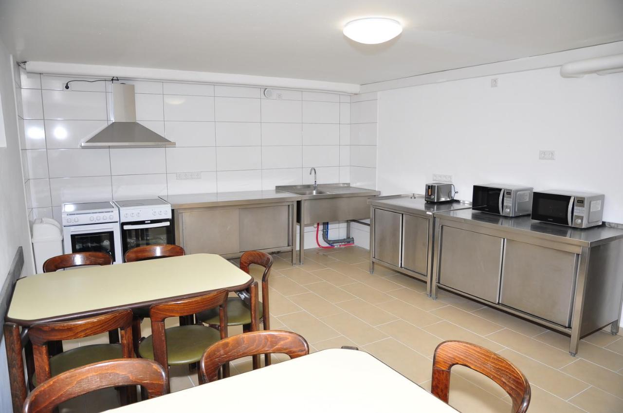 Weisenau Plaza Hostel Μάιντς Εξωτερικό φωτογραφία
