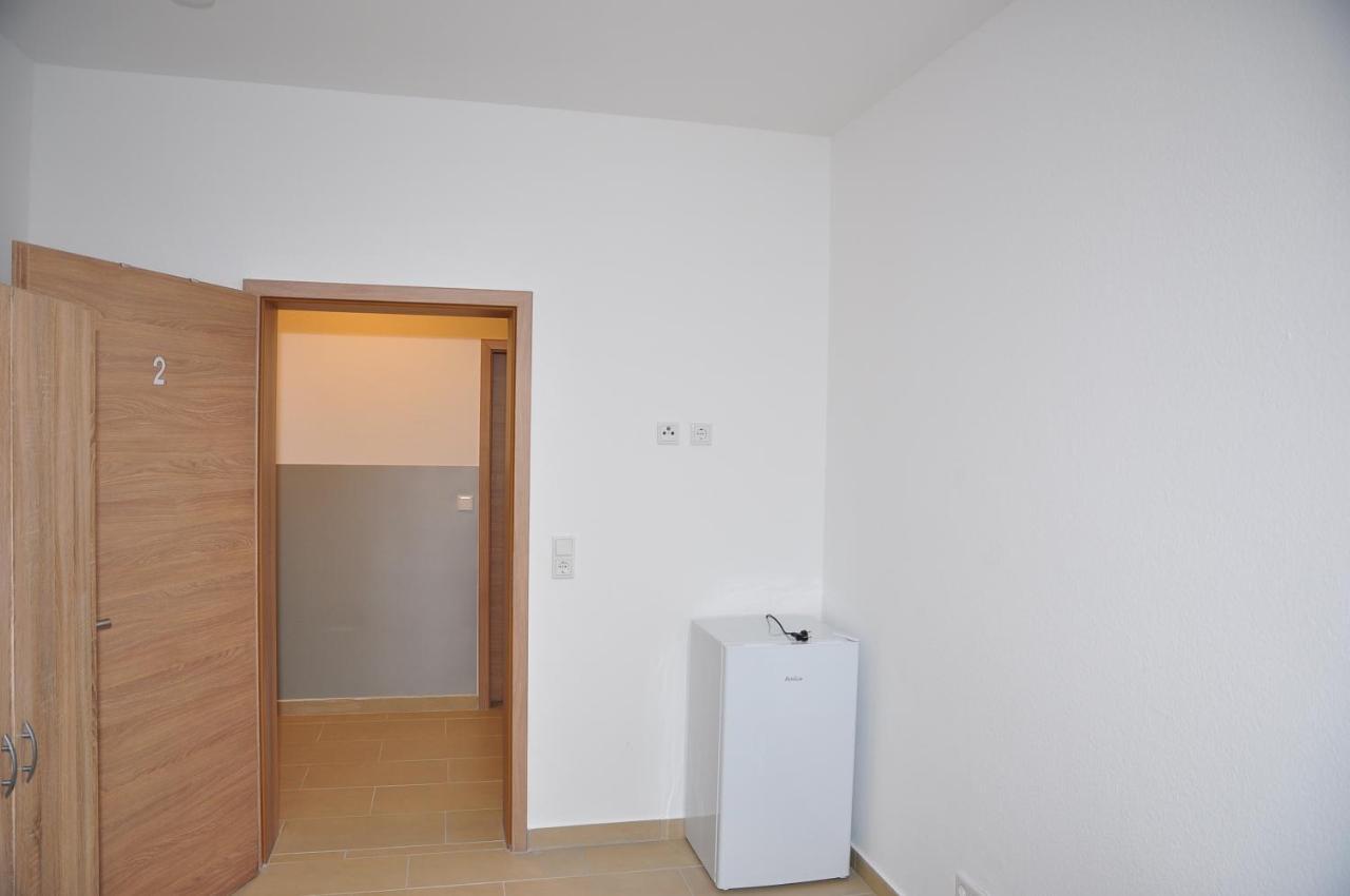 Weisenau Plaza Hostel Μάιντς Εξωτερικό φωτογραφία